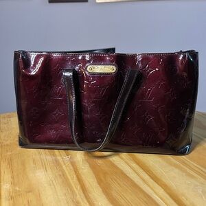 Authentic Louis Vuitton Amarante Vernis Wilsher Pm Tote Satchel